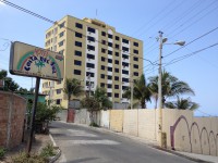 SUIT MANTA EL DORADO NUMERO 2